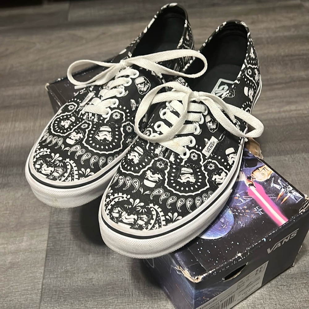 RARE VANS STAR WARS COLLECTION